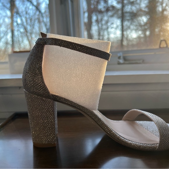 BRAND NEW: Stuart Weitzman Nearlynude Strap Sandal - Picture 3 of 4